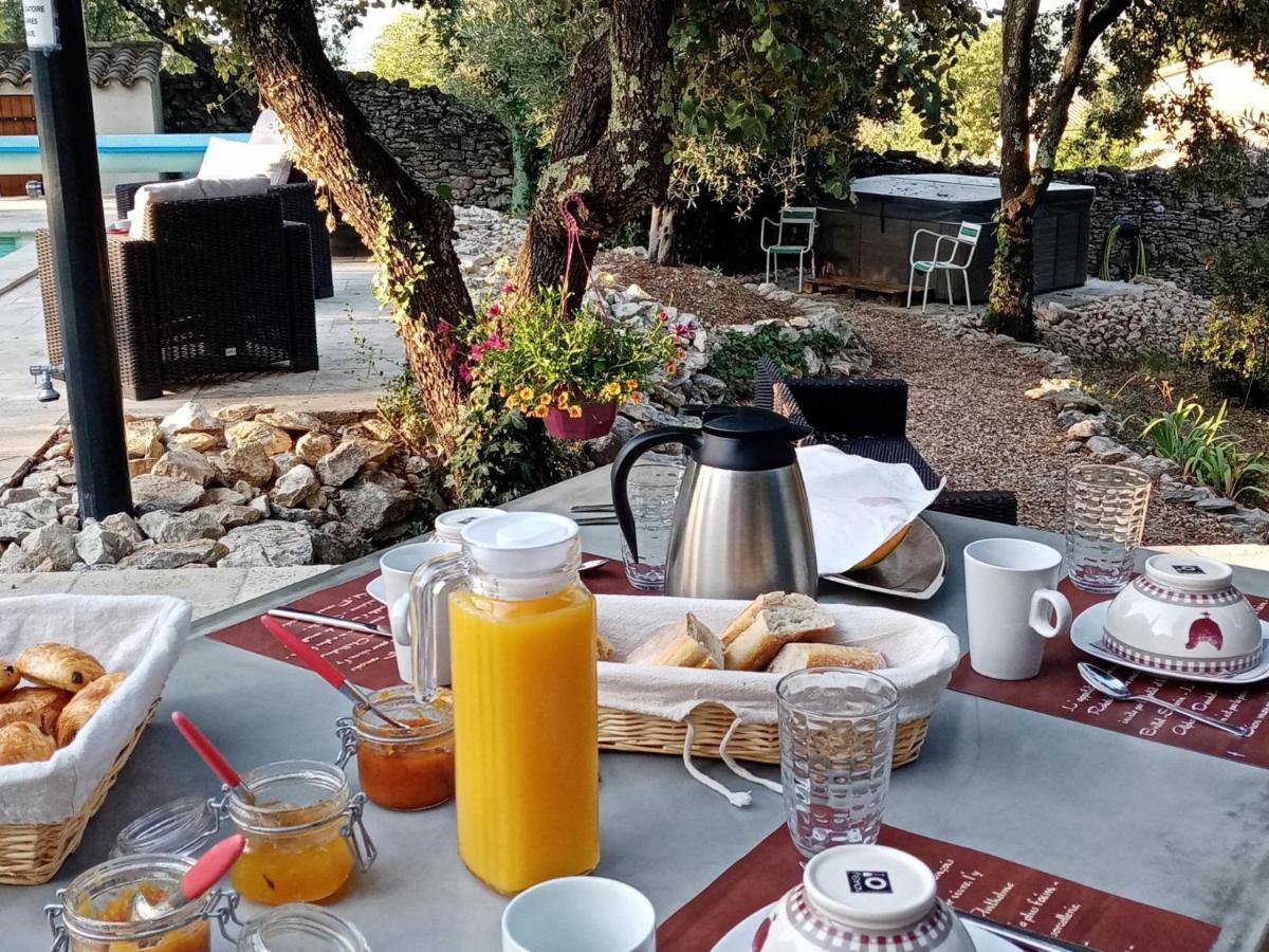 Bed and Breakfast L'Atelier Saint-Maximin  Zewnętrze zdjęcie