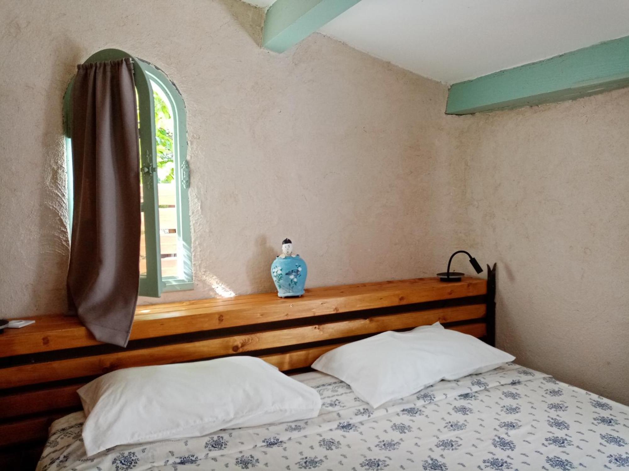 Bed and Breakfast L'Atelier Saint-Maximin  Pokój zdjęcie